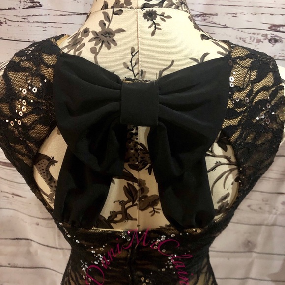 B. Darlin Sequined Cocktail Dress - Picture 3 of 7